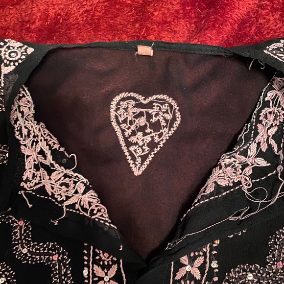 Beaded Shirt - Picture 5 of 6